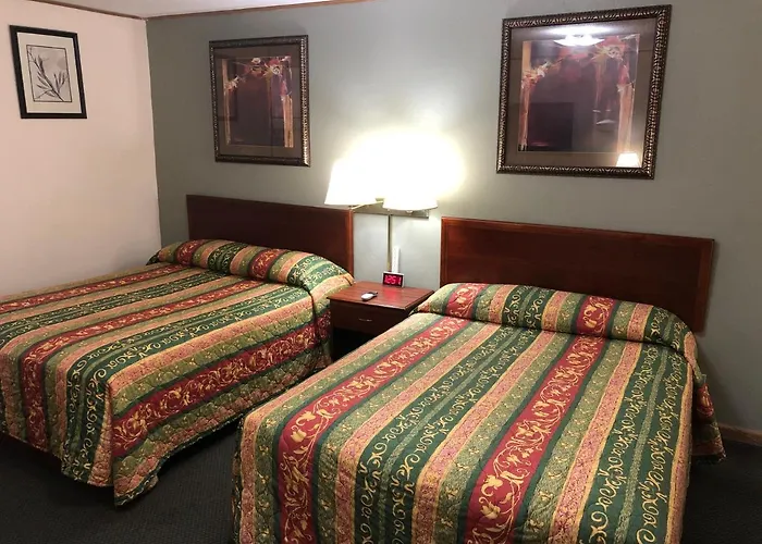 Budget Host Inn - Emporia