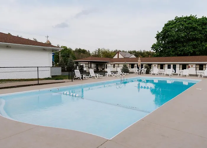 Blue Moon Motel