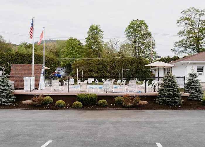 Blue Moon Motel
