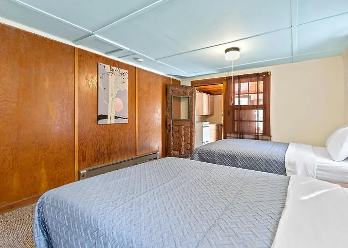 Harney Camp Cabins
