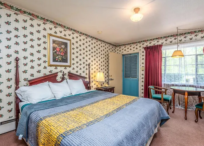 Parkway Inn