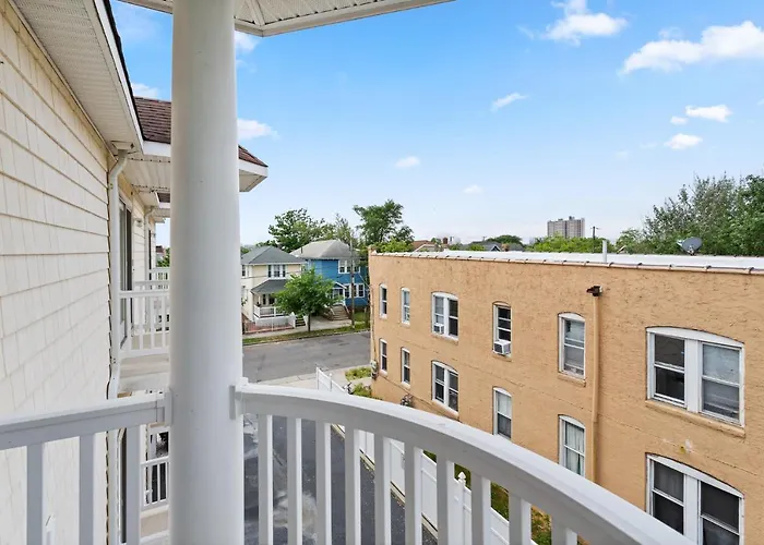 ❤️ The Top End Townhomes With Stunning Views On One-Of-A-Kind Rooftop Deck! Wow!