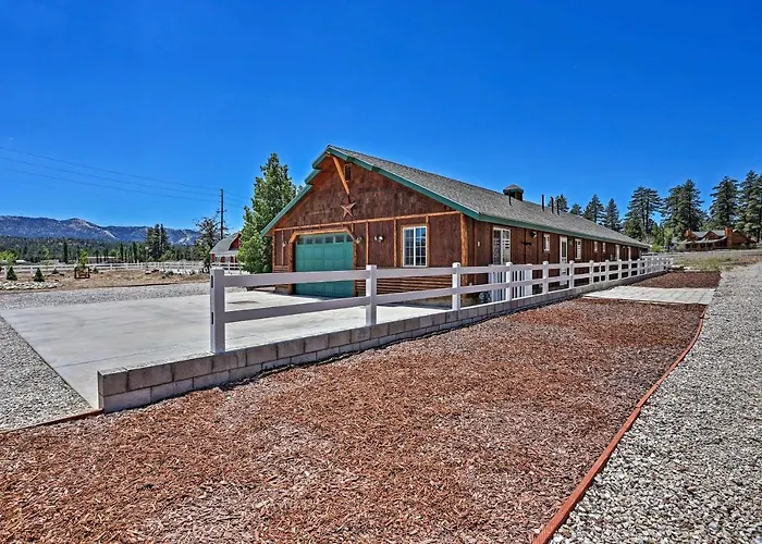 Hot Tub & Mtn Views: Peaceful Big Bear Home!