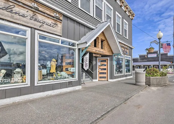 1 Block To Long Beach! Adorable Downtown Studio