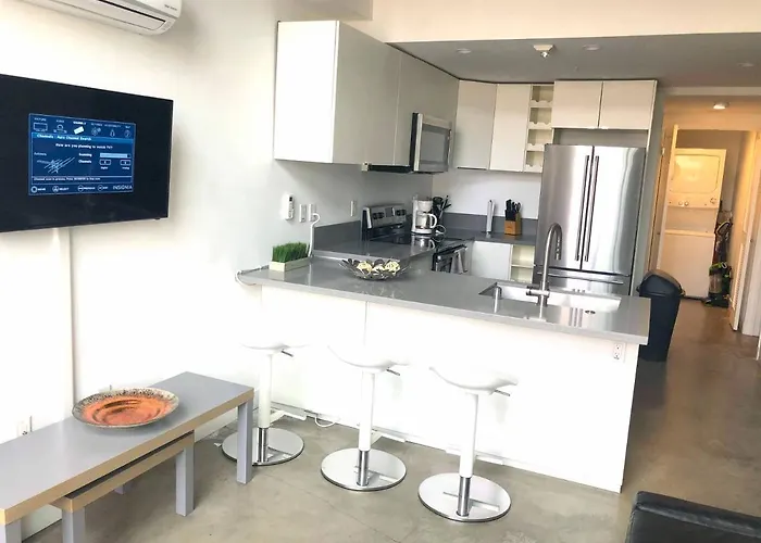 Casaviva Loft - Modern 2Br With Garage Parking, In-Unit Washer Dryer & Ada Access - Walk To Hillcrest, 5 Min To Gaslamp & North Park