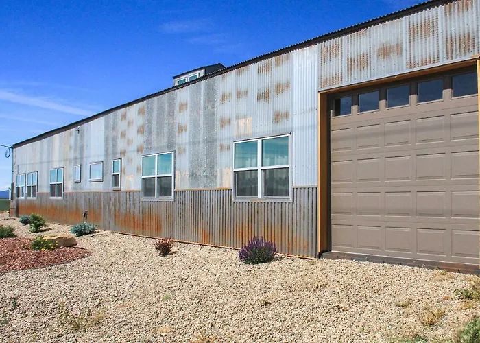 Unique Cortez Family Getaway W/ Mountain Views!
