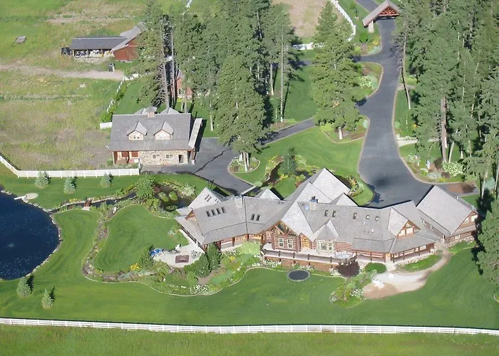 Glacier Mountain Lodge