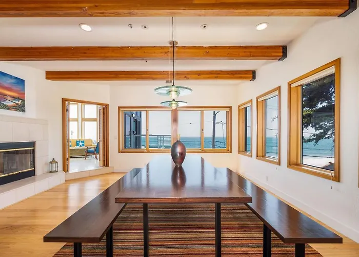 Luxury Beachfront Penthouse Walk To The Beach Restaurants Entertainment