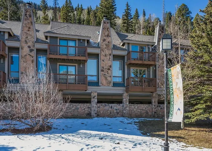 Cascade Village 40