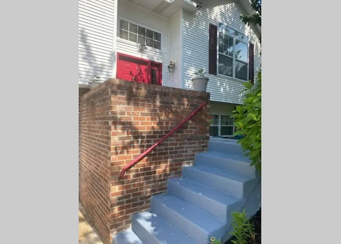 Smart Entire Loft, 3 Bedroom 2 Bath, With 3 Tv