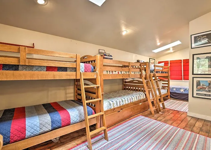 Family Home In Georgetown: Walk To Town & Railroad