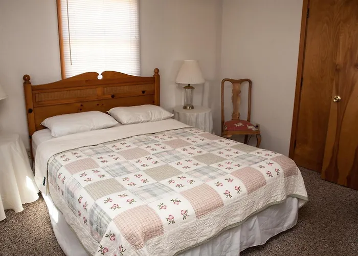 40399 Beachcomber Rd Home
