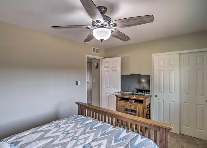 Patio + Yard: Pet-Friendly Gem In Litchfield Park!