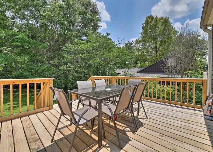 Updated Fayetteville Home < 2 Miles To Uark!