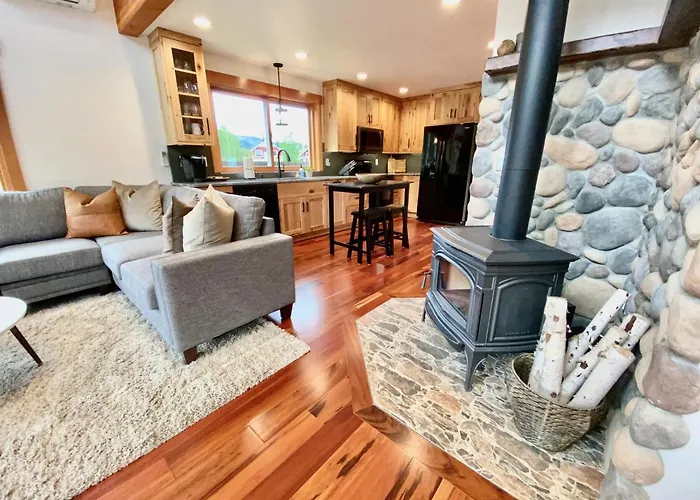 The Cascade Chalet - Leavenworth