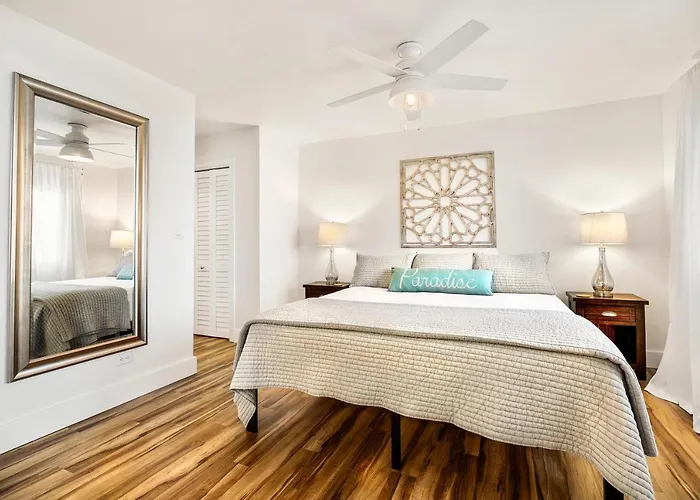 Kailua Village#701