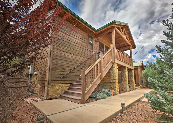 3 Mi To Fool Hollow Lake: Cozy Cabin W/ Deck