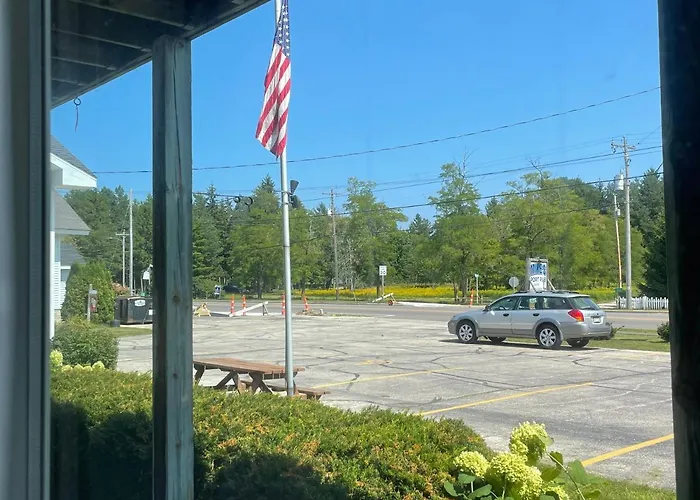 Innlet Motel