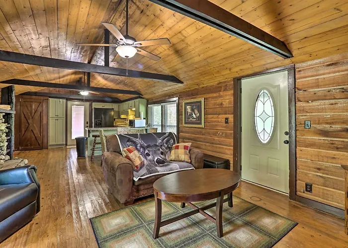 1950'S Serenity Pond Cabin W/ View: Peace & Quiet!