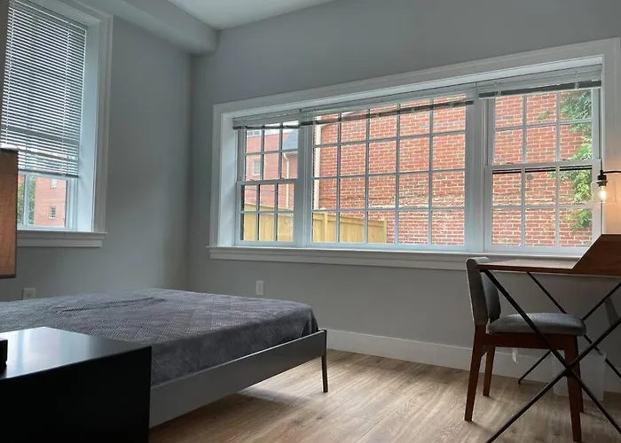 The King Suite At Prince Street Inn Ada Accessible