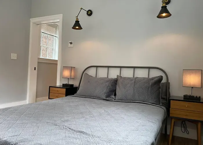 The King Suite At Prince Street Inn Ada Accessible