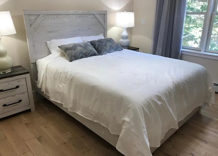 The Mighty Oaks Retreat,Modern House Bar Harbor Acadia Mdi