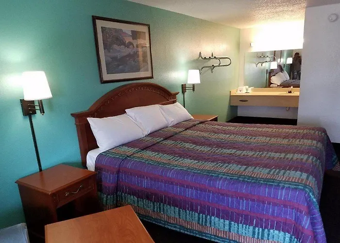 Indy Southwestern Inn-South