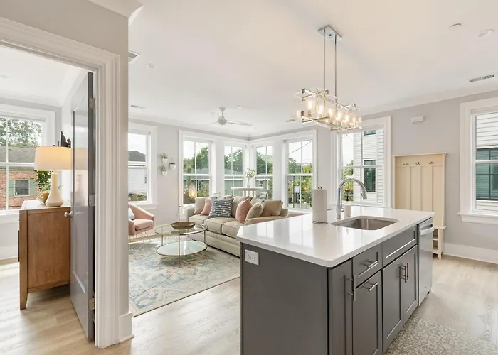122-201 - The Ashley Suite At The Edisto