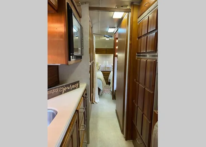 Beautiful Airstream, Beaufort Sc-Enjoy The Journey