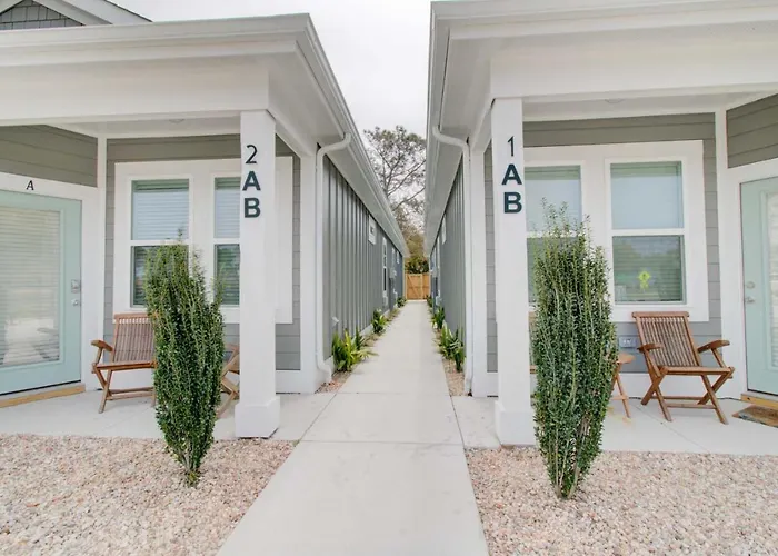 Beacon Quarters By Kees Vacations