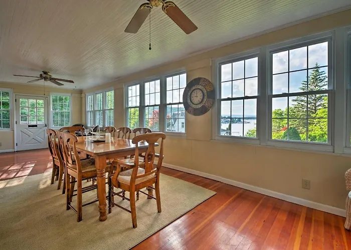 Waterfront Harveys Lake House W/ Private Dock!