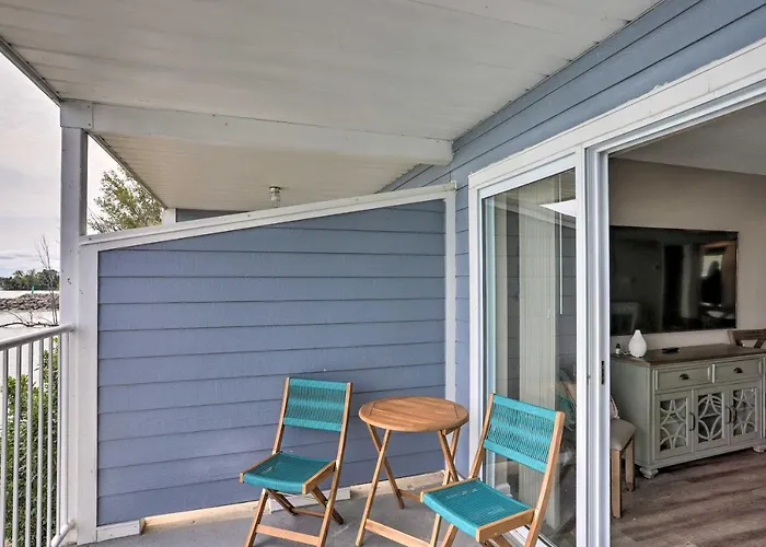 Middle Bass Condo W/ Balcony, Lake Erie Views