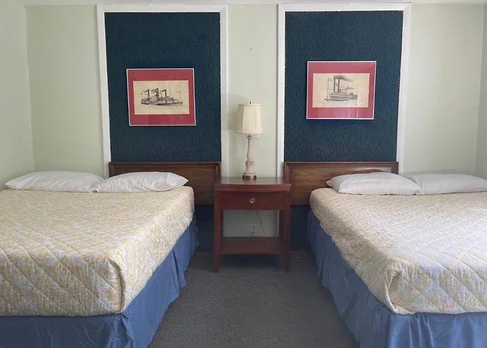 La Plaza Del Sol Motel
