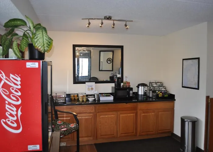 Super 8 By Wyndham Petoskey