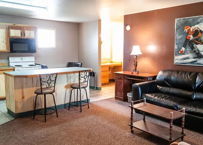 Circle R Motel