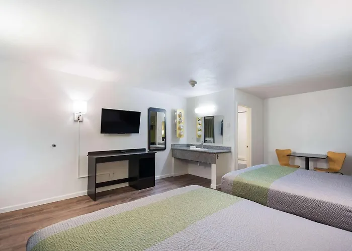 Motel 6-Burlington, Wa