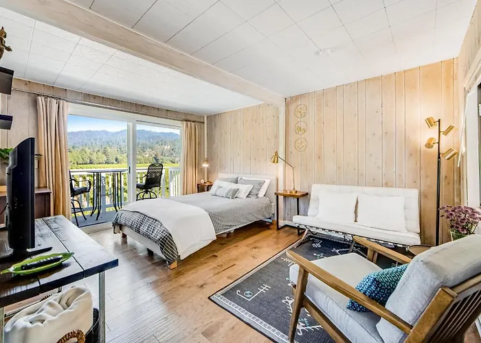 Melody Vineyard Cottage