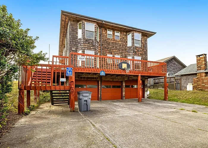 Seabird Lodge