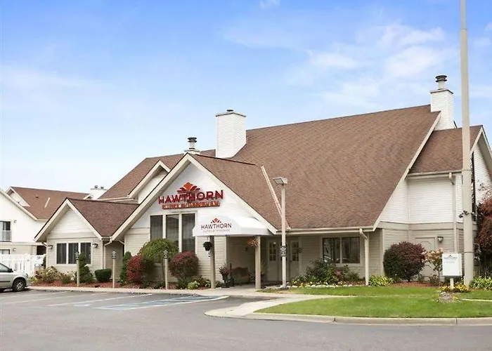 Hawthorn Suites Of Troy