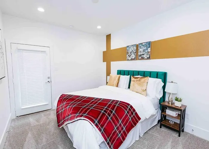 Contemporary Luxe Home 10Mins From Dt Houston!!!