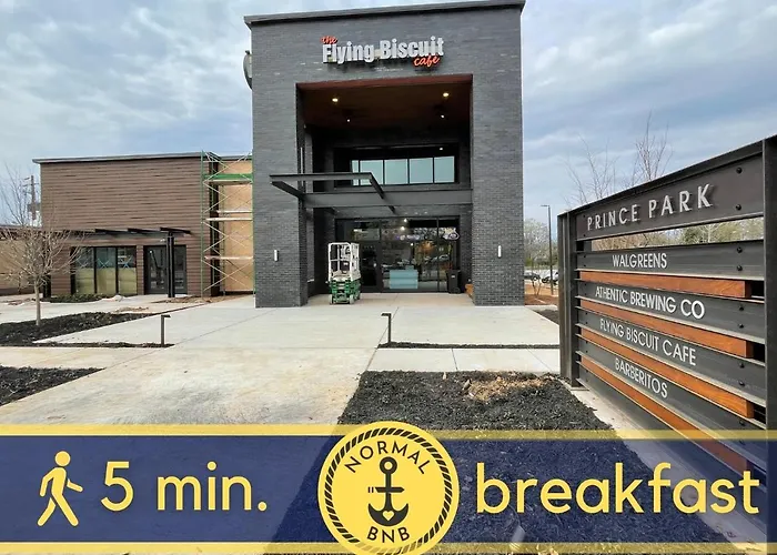 Normalbnb - 2 Blocks From Restaurants, Bars, Hospital