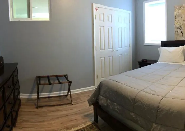Two Bedroom Apartment In Single Family Home