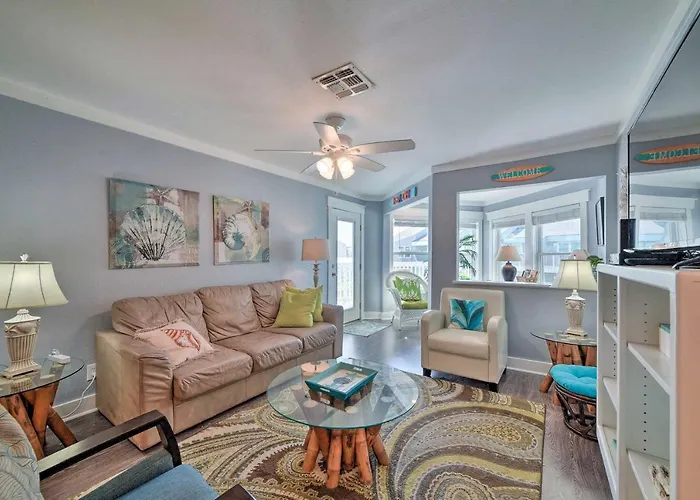 Pool W/ Spa! Beachfront Condo In Port Aransas