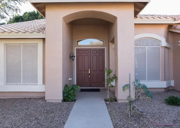 Spacious Golf Course House With Pool Heater, Spa