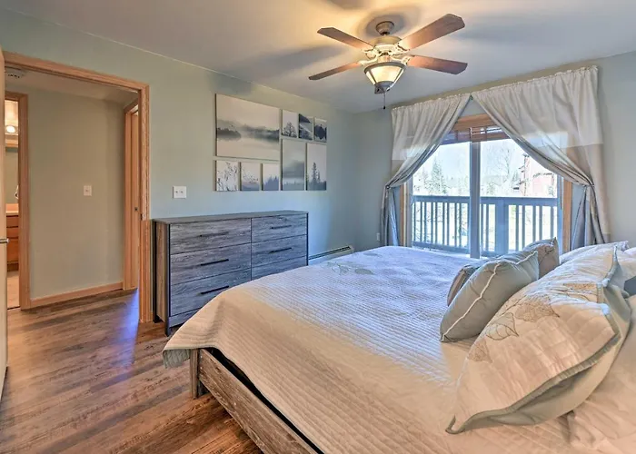 Steamboat Home W/ Garage, 1 Mi To Ski Resort