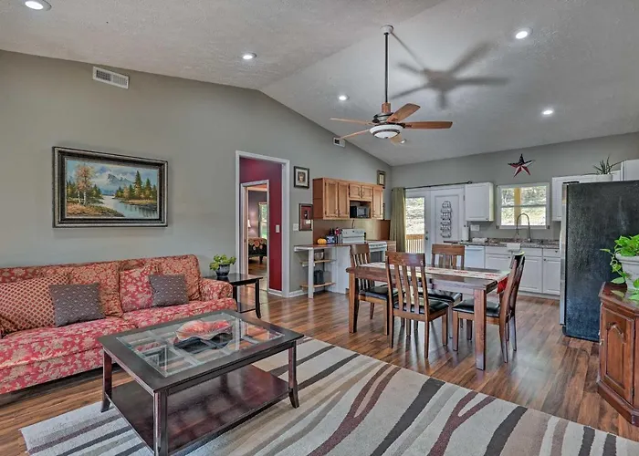 Mt Juliet Getaway W/ Yard: 22 Mi To Nashville
