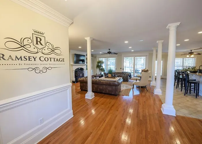 New - Spectacular️ Golf Views - Sleeps 20 - Pinehurst National #9 - Near Dt Pinehurst!