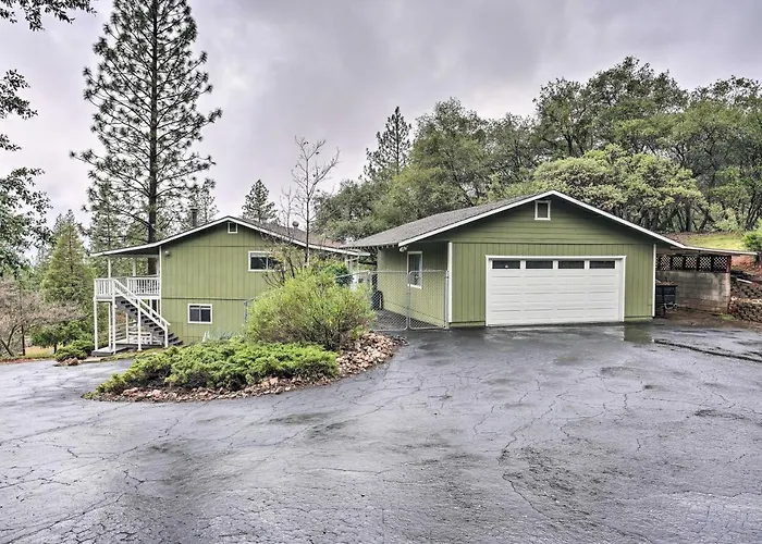Forest-View Deck + Fire Pits: Pine Grove Retreat!
