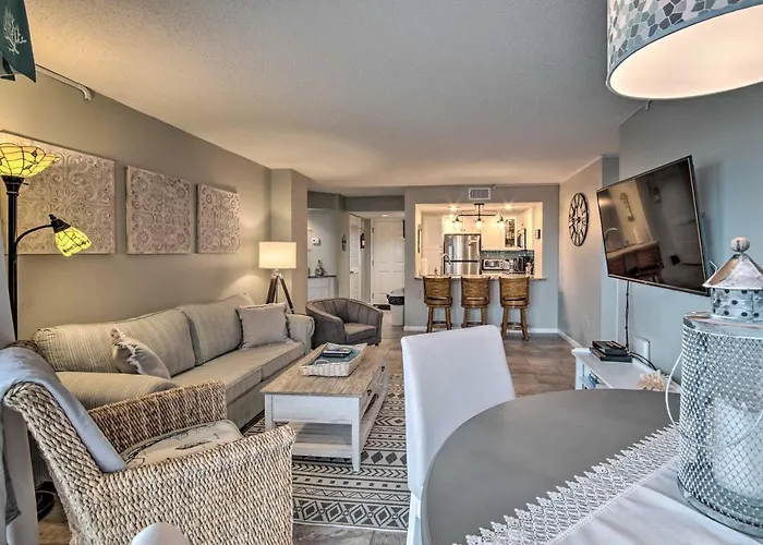 Colorful Beachfront Condo W/ Resort Amenities