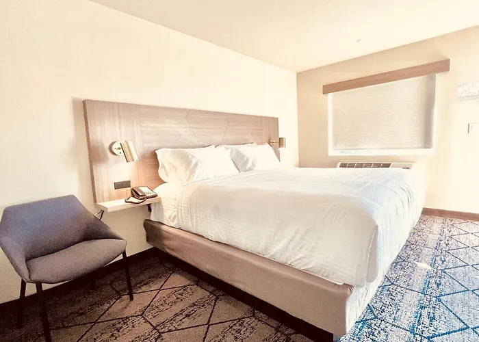 Ramada By Wyndham Modesto Yosemite Area